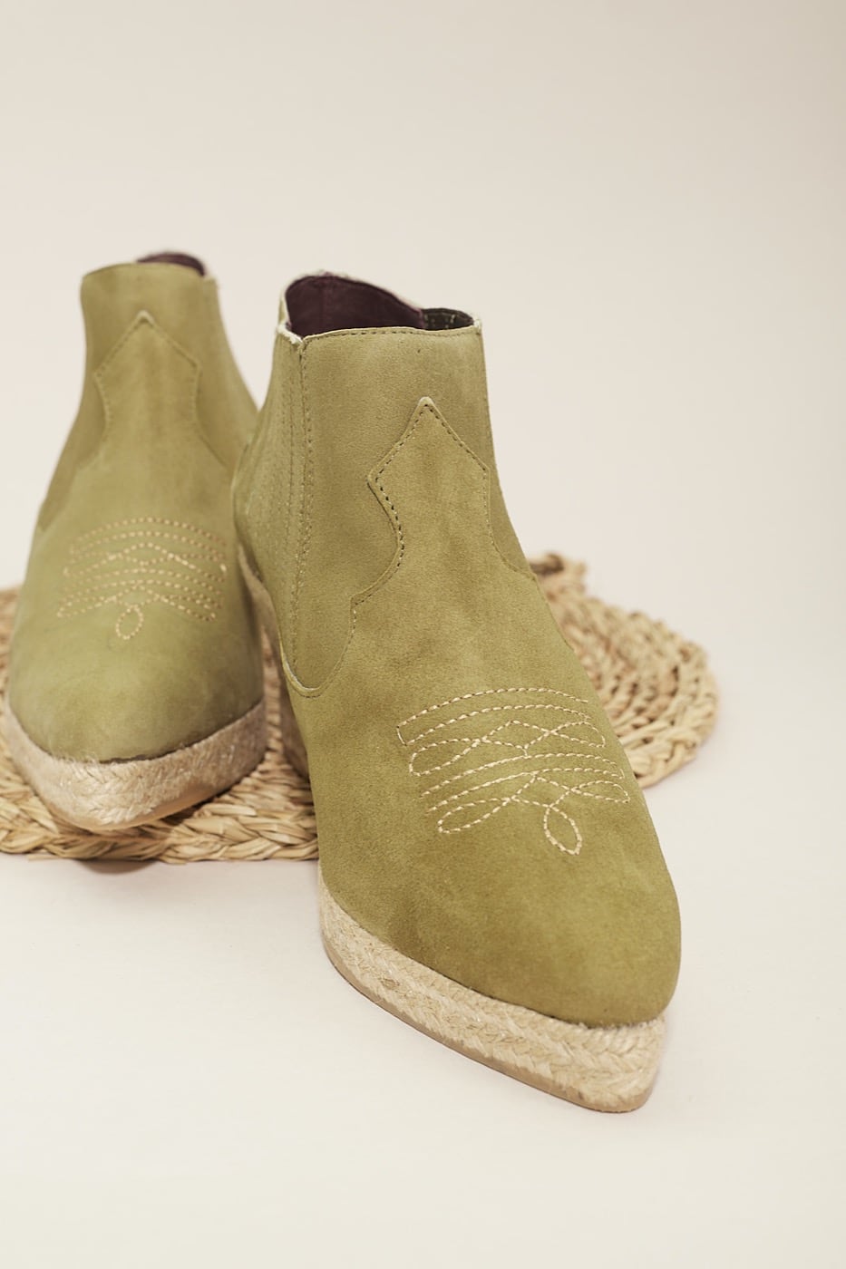 Botín Cowboy Tobillero Verde Kaki